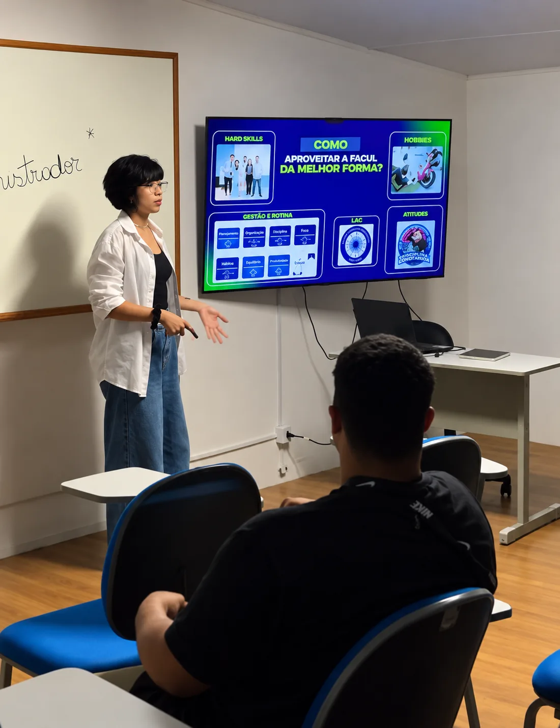 Palestra acerca do mercado de trabalho na área de TI